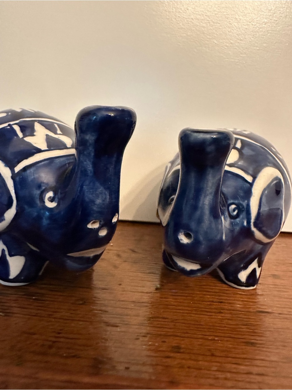 Shilpkara Blue Pottery Elephant Salt Pepper Shakers Handmade India Cobalt Floral